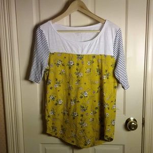 Loft White and Yellow Flower T